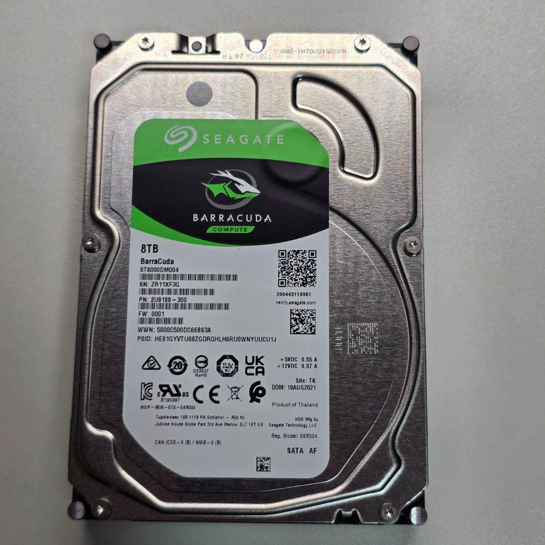Seagate Barracuda ST8000DM004 8TB ②