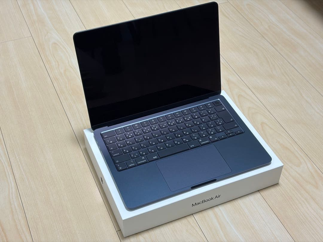 美品　M3 MacBook Air 16GB 256GB ミッドナイト　100%