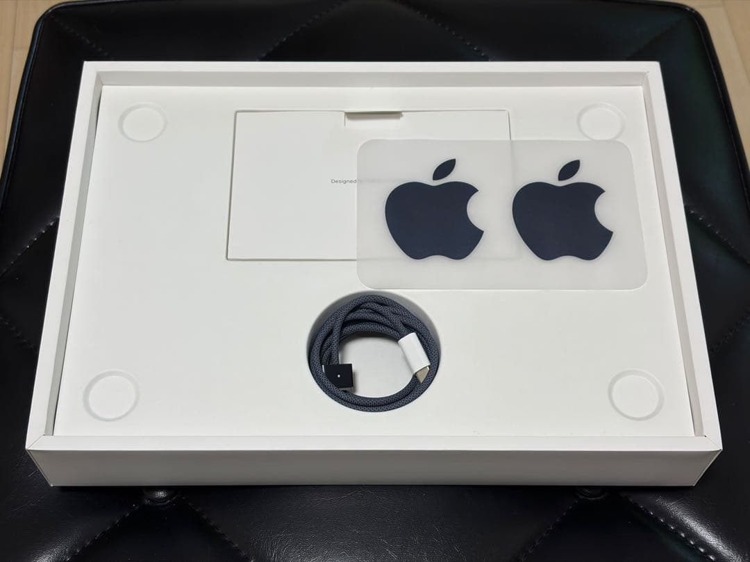 美品　M3 MacBook Air 16GB 256GB ミッドナイト　100%