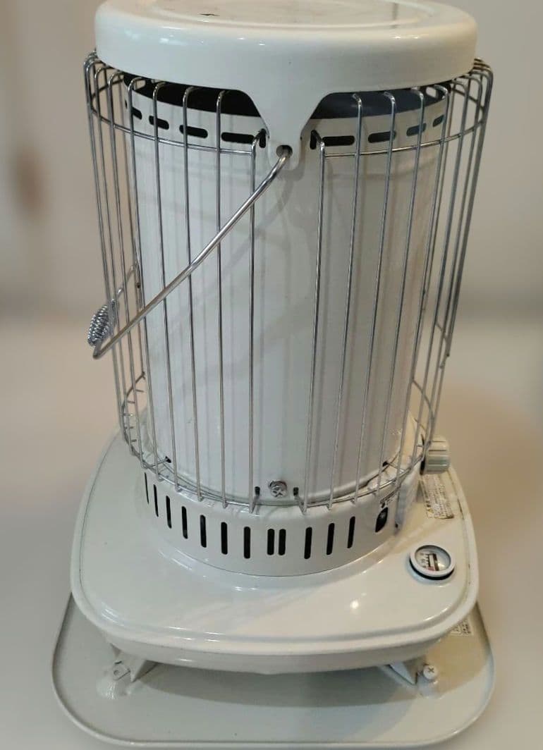 【冬物値下げ】 コロナ 対流式 石油ストーブ SL6619 ホワイト 安全ガード