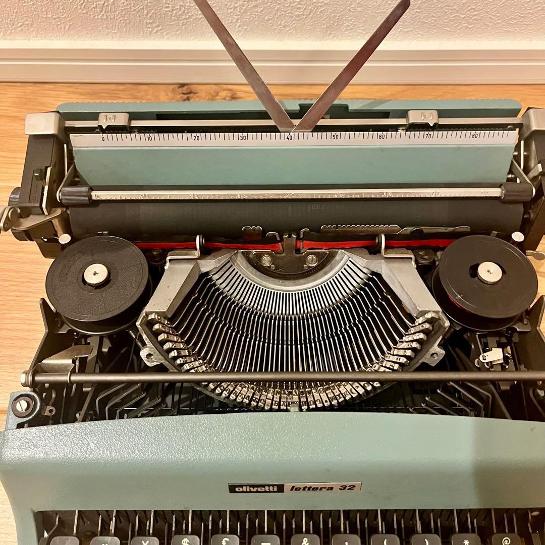 【昭和レトロ】タイプライター　GUCCI(グッチ)×オリベッティLettra32