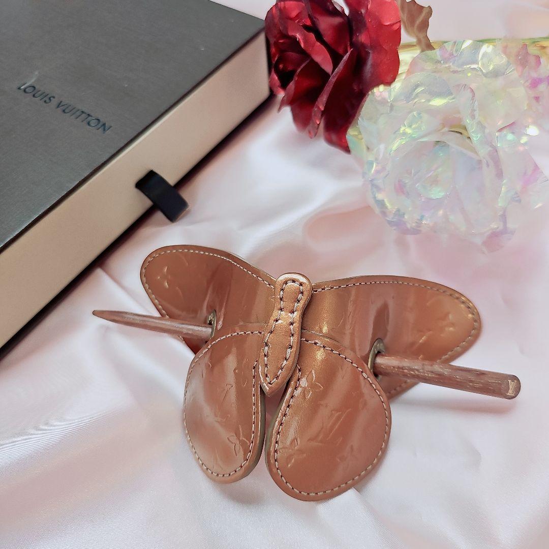 LOUIS VUITTON バタフライ モノグラム　ゴールド金具 バレッタ