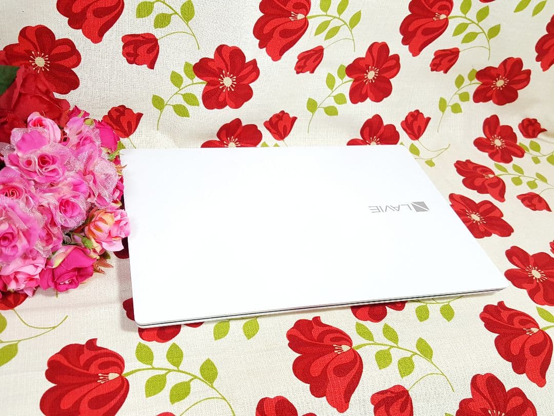 NEC★極上品★8世代Core-i7★現行品★新品SSD1TB★メモリ16GB