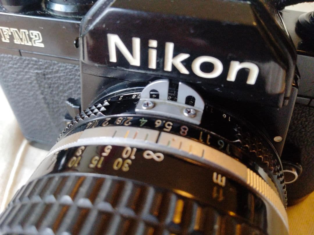カメラ　レンズ、一眼レフ　Nikon FM2