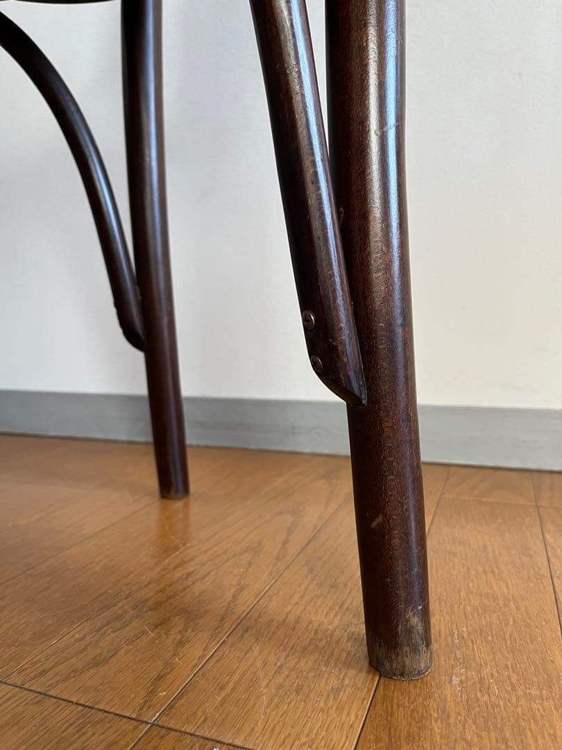 ルーマニア　ヴィンテージ　ベントウッドチェア　曲木椅子　アンティーク　モダン