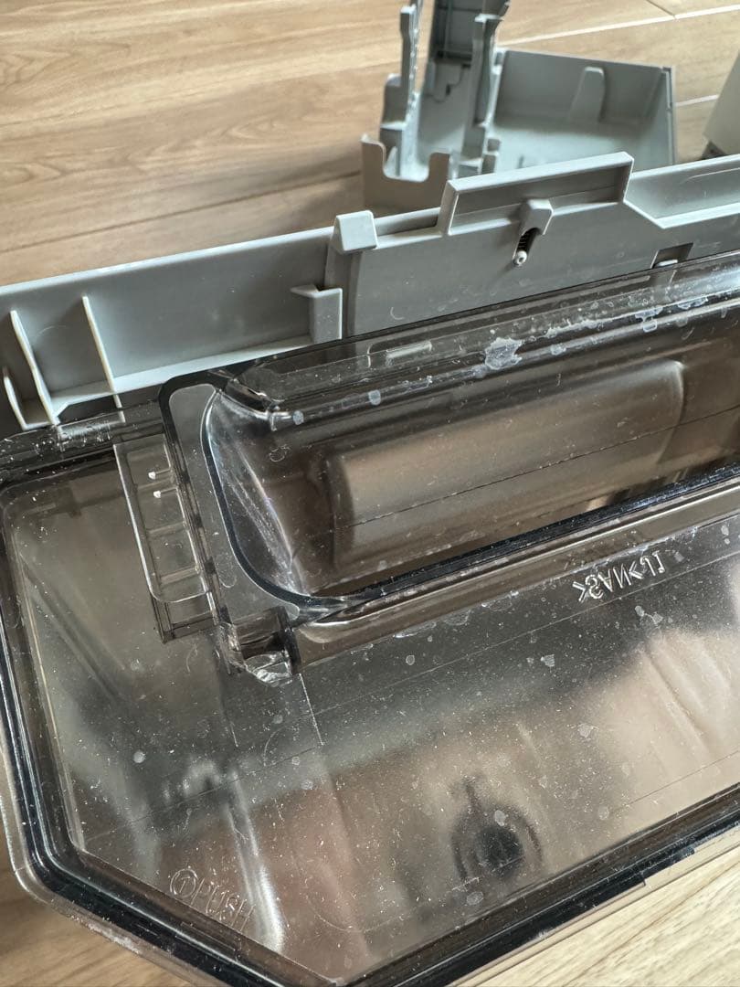 【Mr】DAIKIN ダイキン　空気清浄機　MCK70Y-W／中古