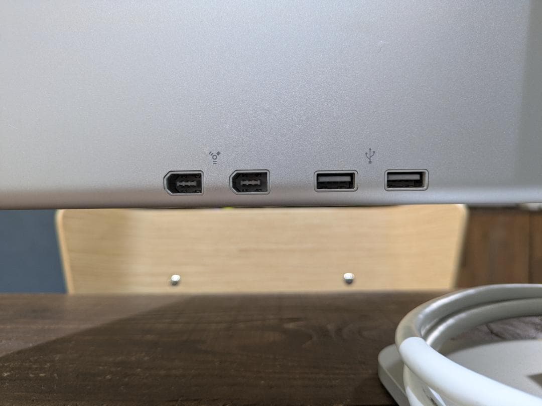 Apple Cinema Display A1083 30インチ