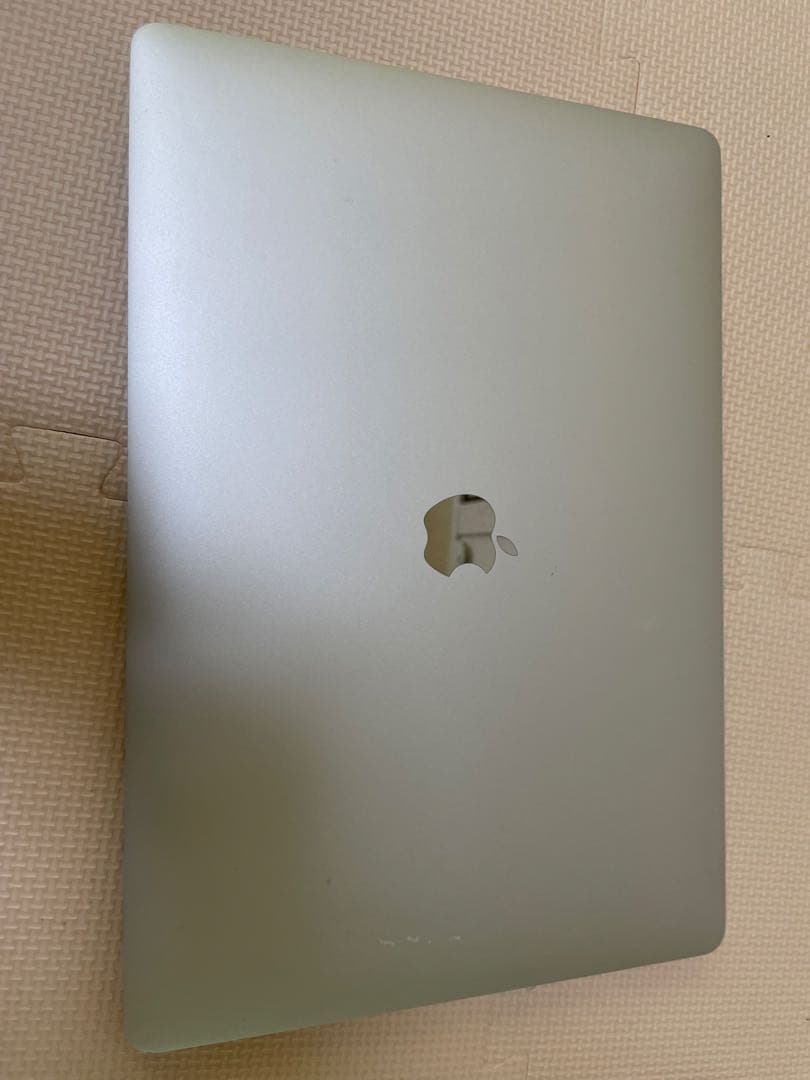 MacBook本体 MacBook Pro 2019 15.4\" i7/32GB/SSD 1T