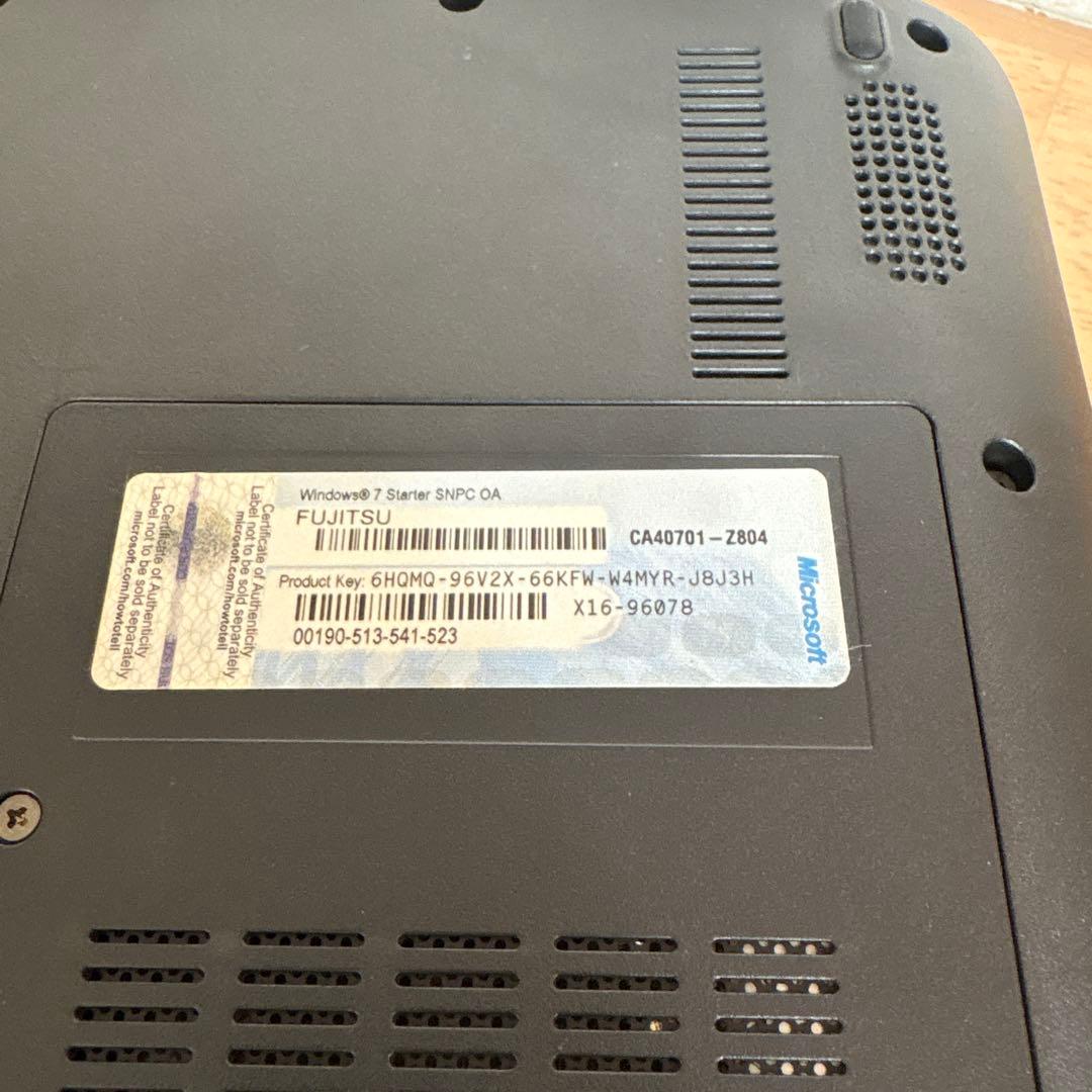 富士通 LIFEBOOK MH30 ノートPC