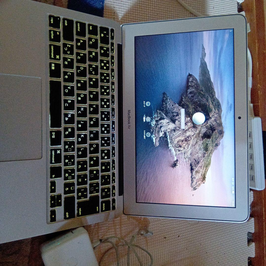 Apple MacBook Air 11インチ シルバー 本体　2011