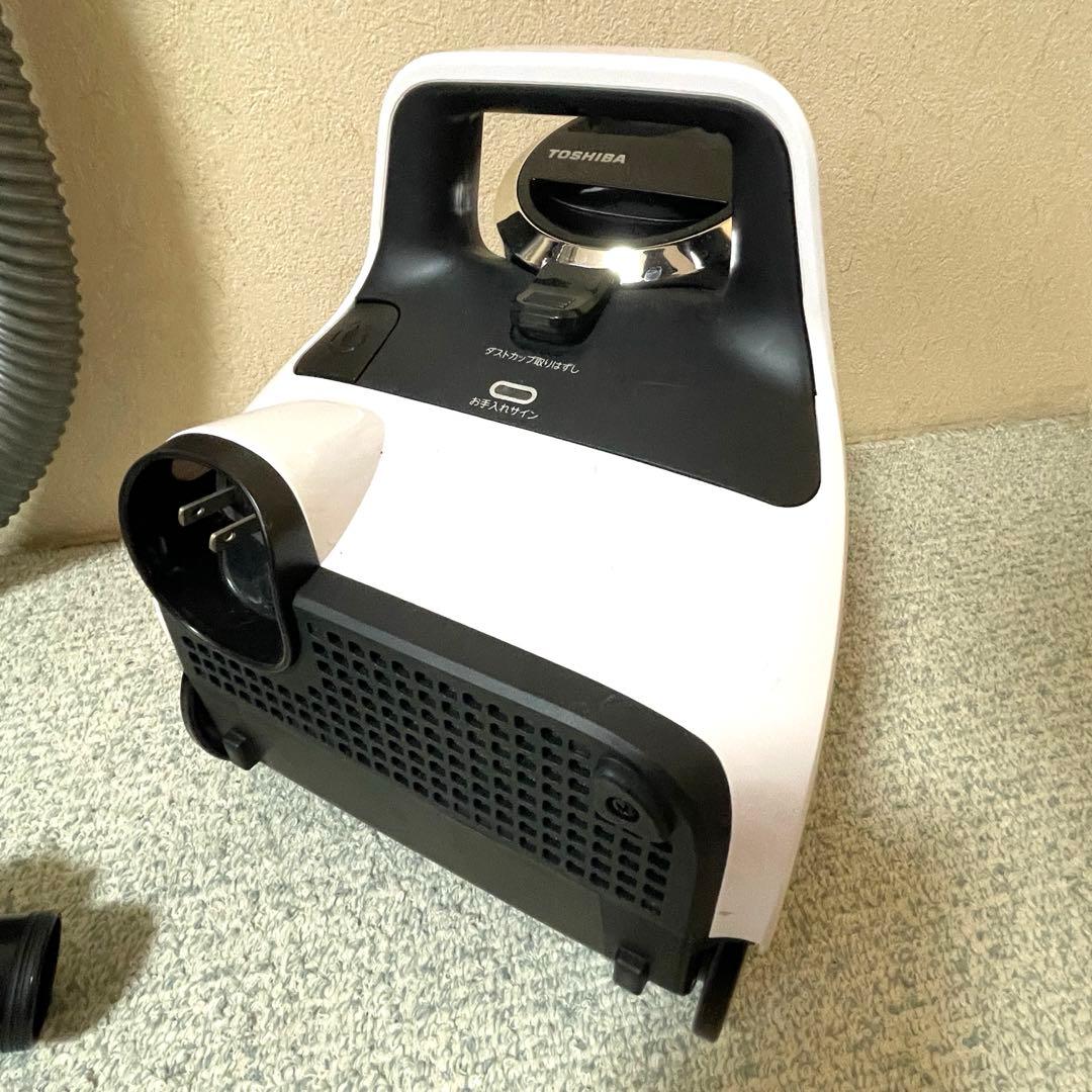 【動作品】東芝 サイクロン掃除機 トルネオミニ VC-C7A 2022年製