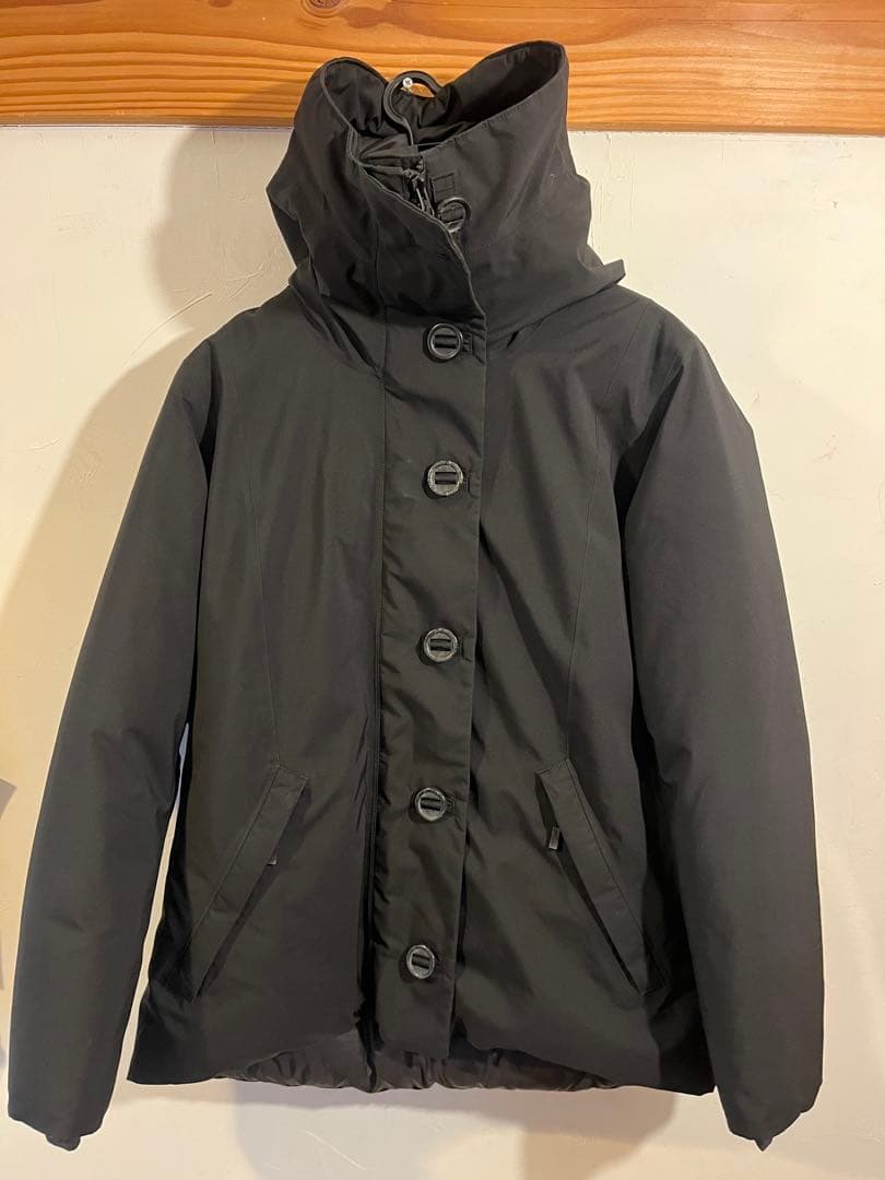 patagonia パタゴニア　フローズンレンジジャケット　レディース　ダウン