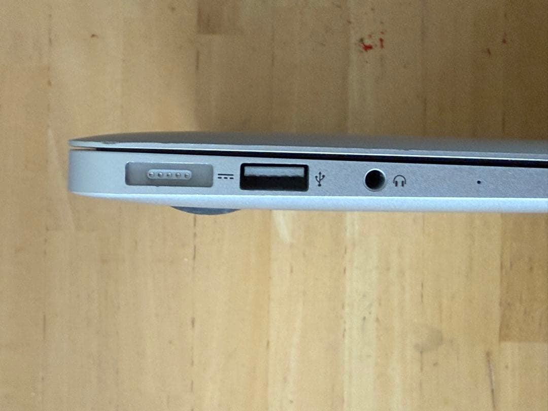 【値下げ】MacBook Air 2017 13in i5 SSD128GB