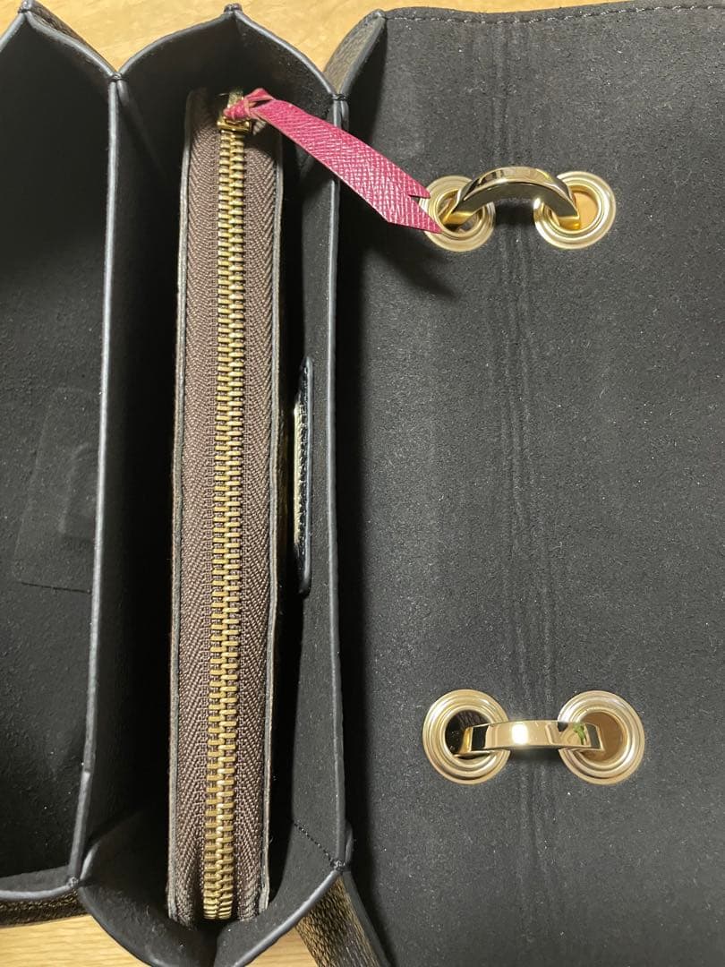 FURLA 新品未使用　ショルダー付きハンドバッグ　黒