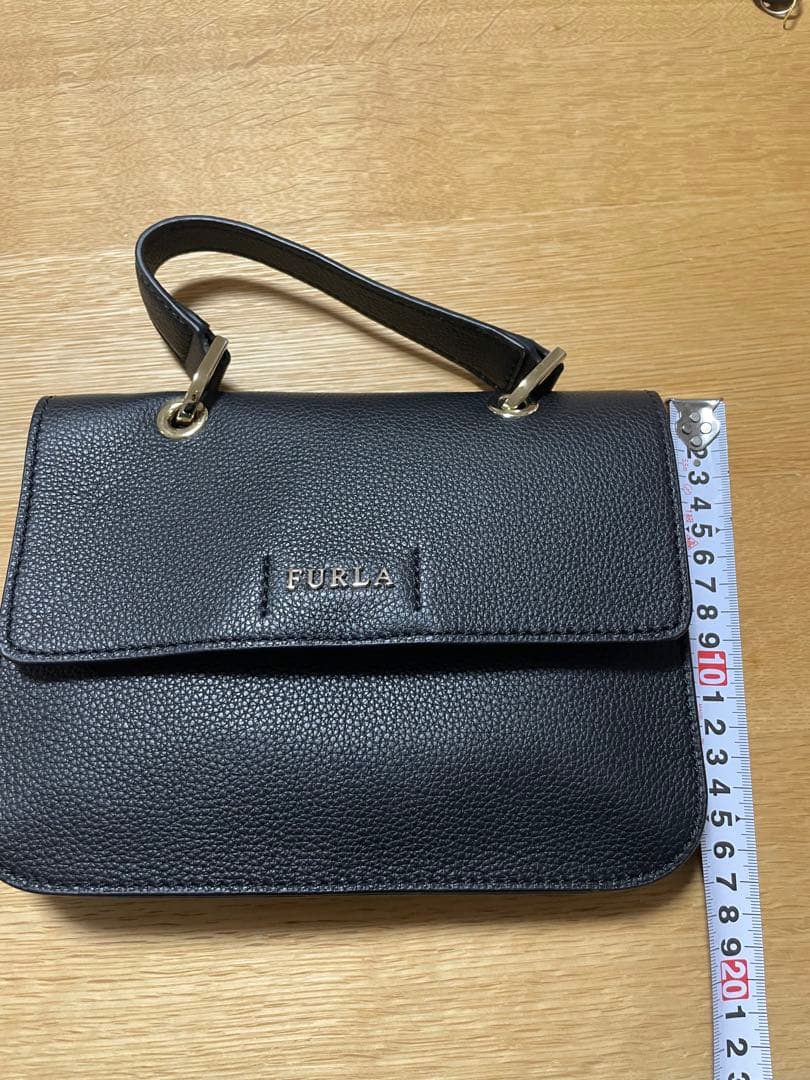 FURLA 新品未使用　ショルダー付きハンドバッグ　黒