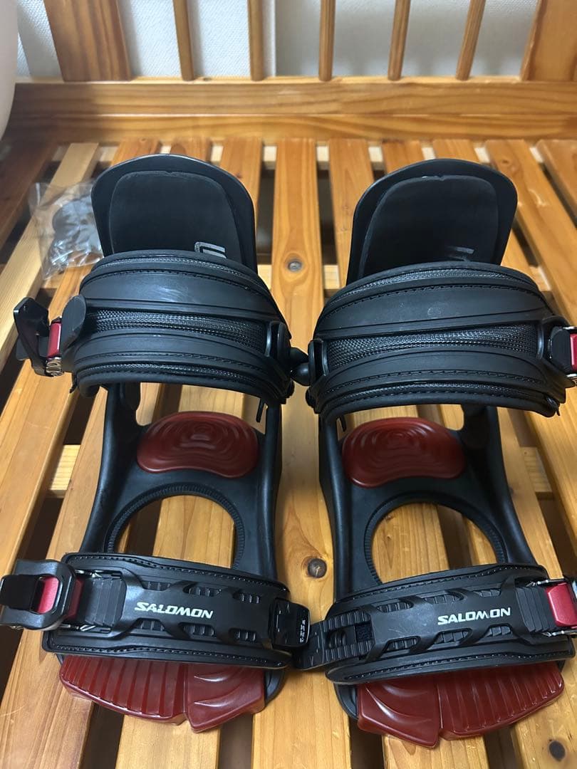 SALOMON スノーボード　ビンディング Mサイズ
