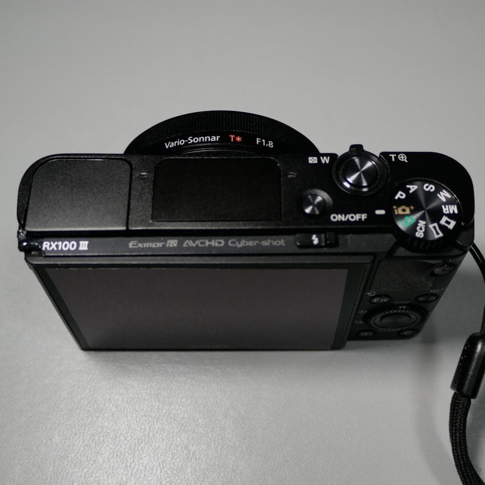 デジタルカメラ SONY RX100III(DSC-RX100M3)