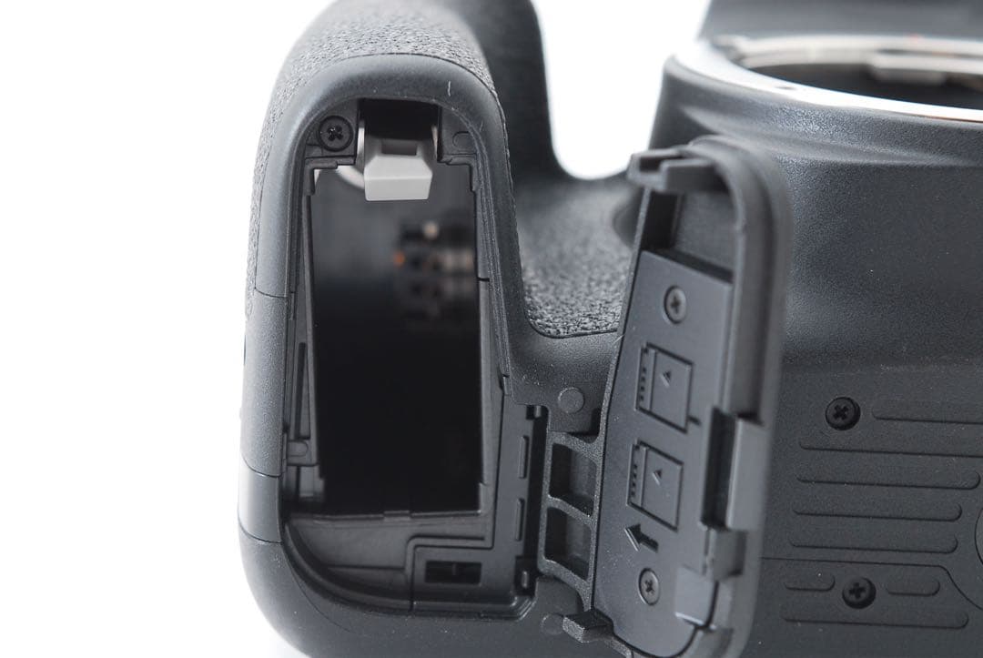 デジタル一眼レフカメラcanon kiss x 9i標準&望遠&単焦点セット