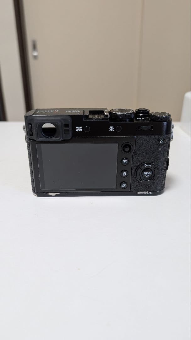 【要修理だけどおまけ多数！】FUJIFILM　X100F