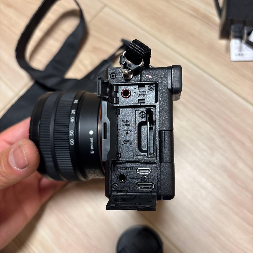 SONY a7c ソニーILCE-7CL レンズ　FE28-60mmF4-5.6