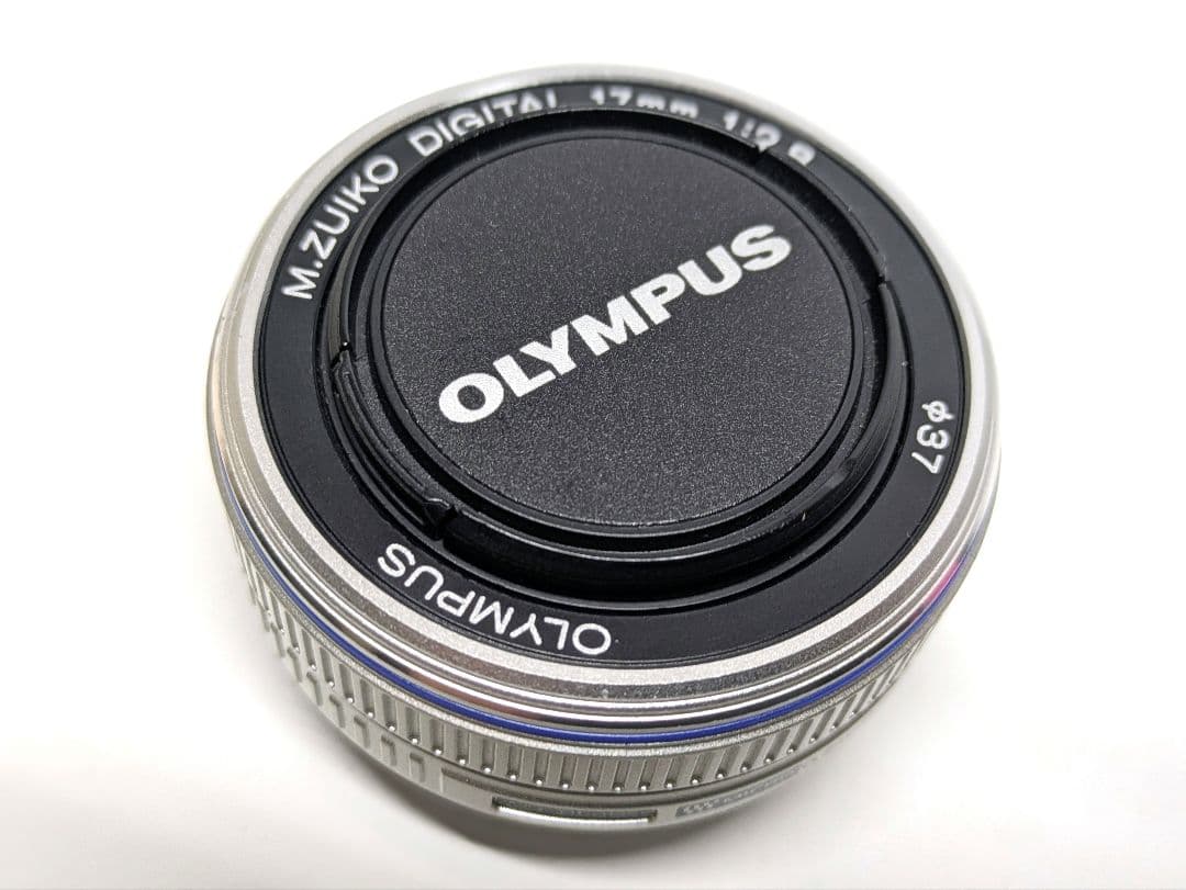 オリンパス OLYMPUS E-PL1s 赤 M.ZUIKO 17mm F2.8