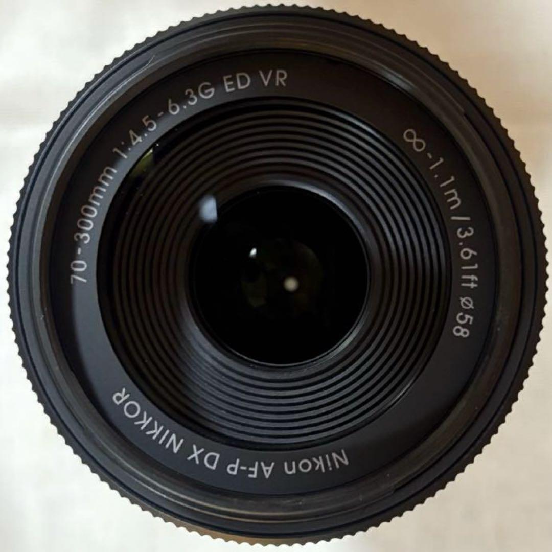 Nikon D5600 ダブルズームキット+DX 35mm f/1.8G他