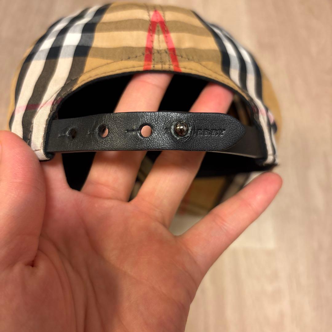 「訳あり」Burberry ベージュ チェック柄 ベースボールキャップ