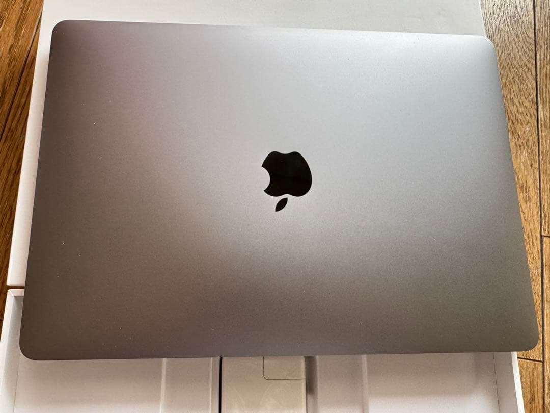 MacBook本体 MacBook Air 2020 i5 8GB 512GB