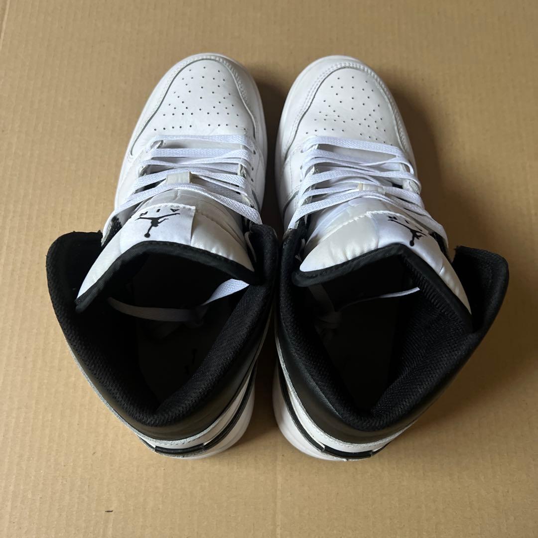 AIR JORDAN１　MID
