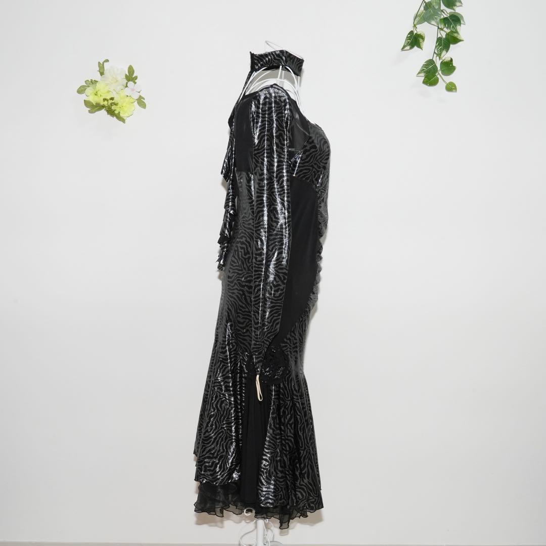 【美品】細見えが叶う美シルエットのドレス♪ 社交ダンス 指かけあり 細見え