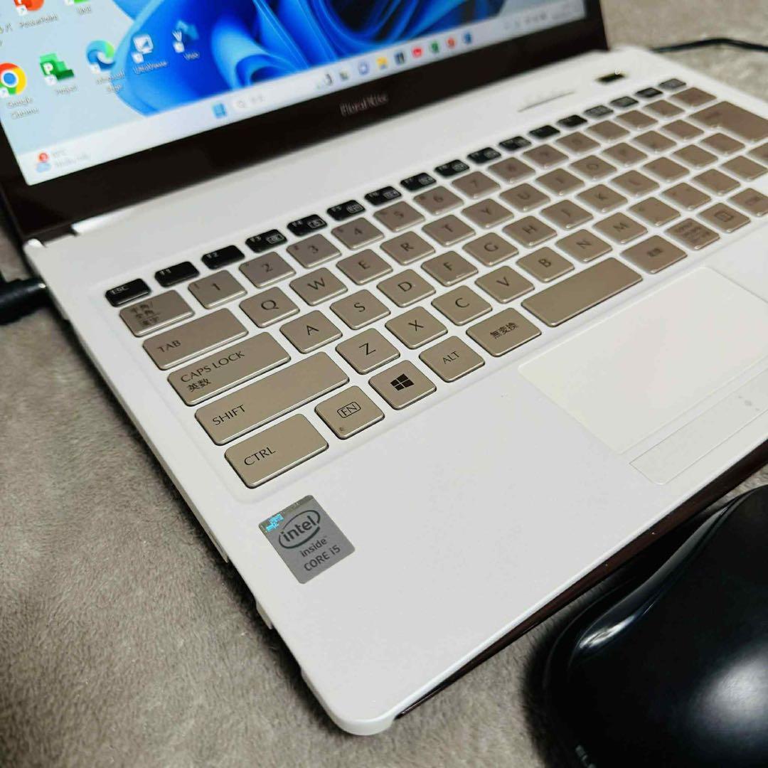 S245 富士通ノートパソコン i5高速コンパクトWindows11オフィス付き