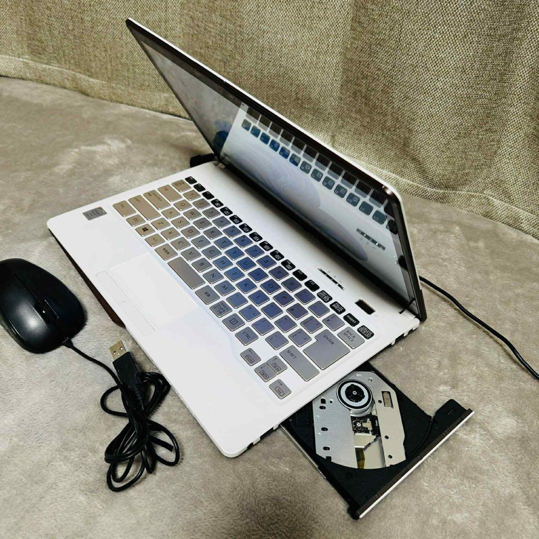 S245 富士通ノートパソコン i5高速コンパクトWindows11オフィス付き