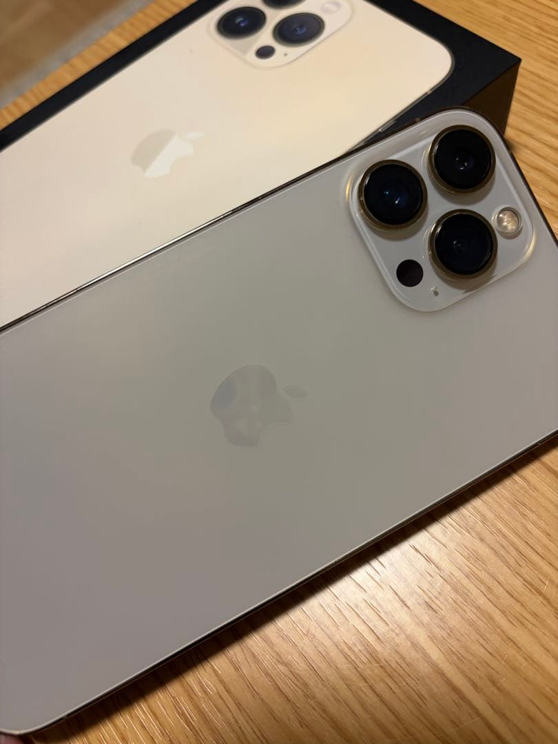 iPhone13Pro MAX 256G ゴールド 本体
