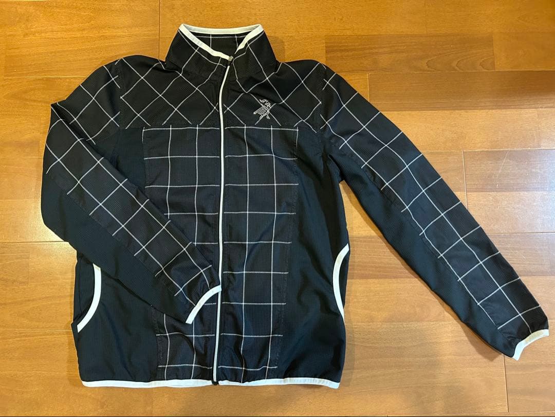 パラディーゾブルゾン＆ゲームシャツ＆ショートパンツセット　夏物　シルバーラメ