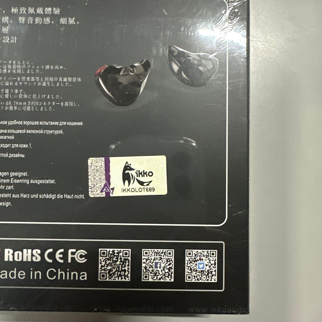 ikko OH10 Obsidian 有線イヤホン
