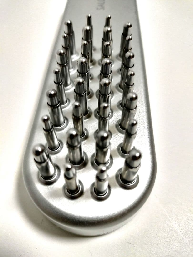 サロニア EMS リフトブラシ 電気ブラシ 美顔器 リフトアップ エイジング