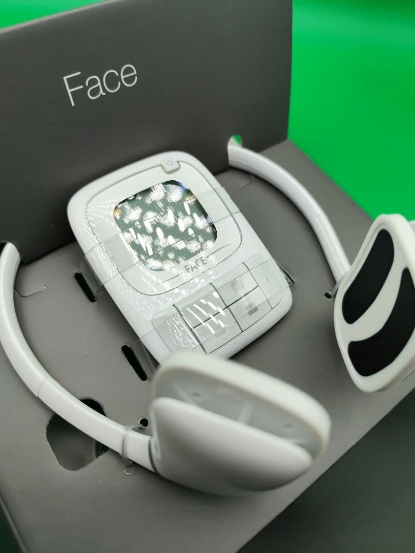 新品未使用　スレンダートーン　フェイス　美顔器