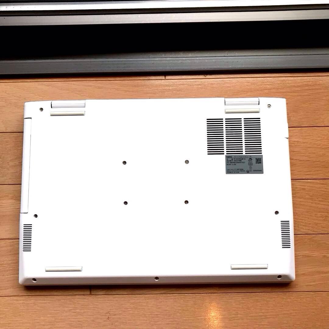 美品NECLaVie N1535/GAW【2023年製モデル】