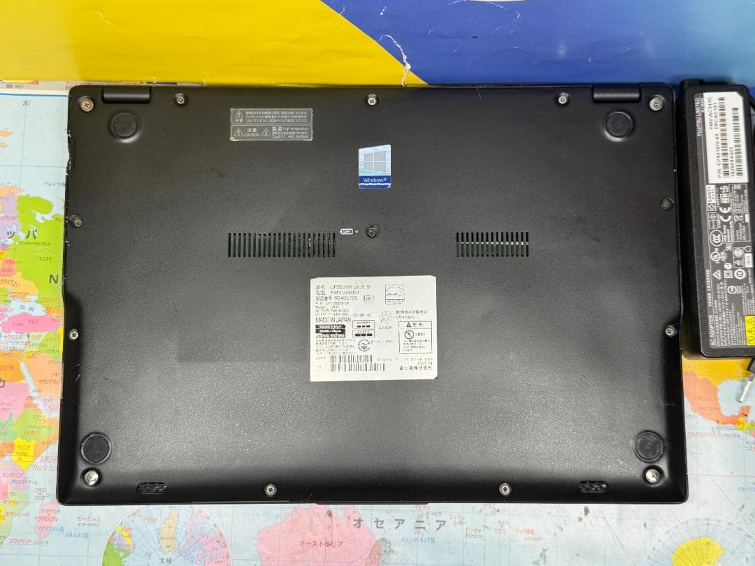 美品 i7・16GB 富士通 U939/B 13.3型FHD ノートPC 超軽量