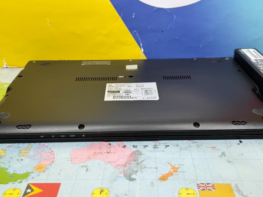 美品 i7・16GB 富士通 U939/B 13.3型FHD ノートPC 超軽量