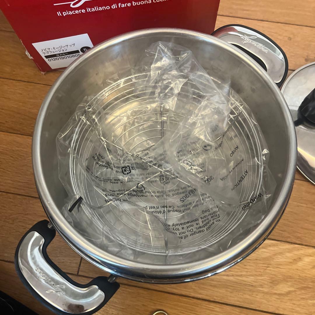 【1回のみ使用】ラゴスティーナNOVIA5リットル圧力鍋イタリア製