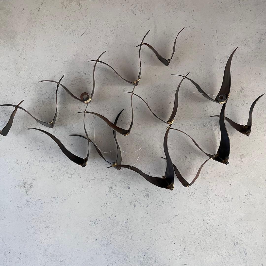 金属製の鳥のオブジェ　アンティーク　壁飾り