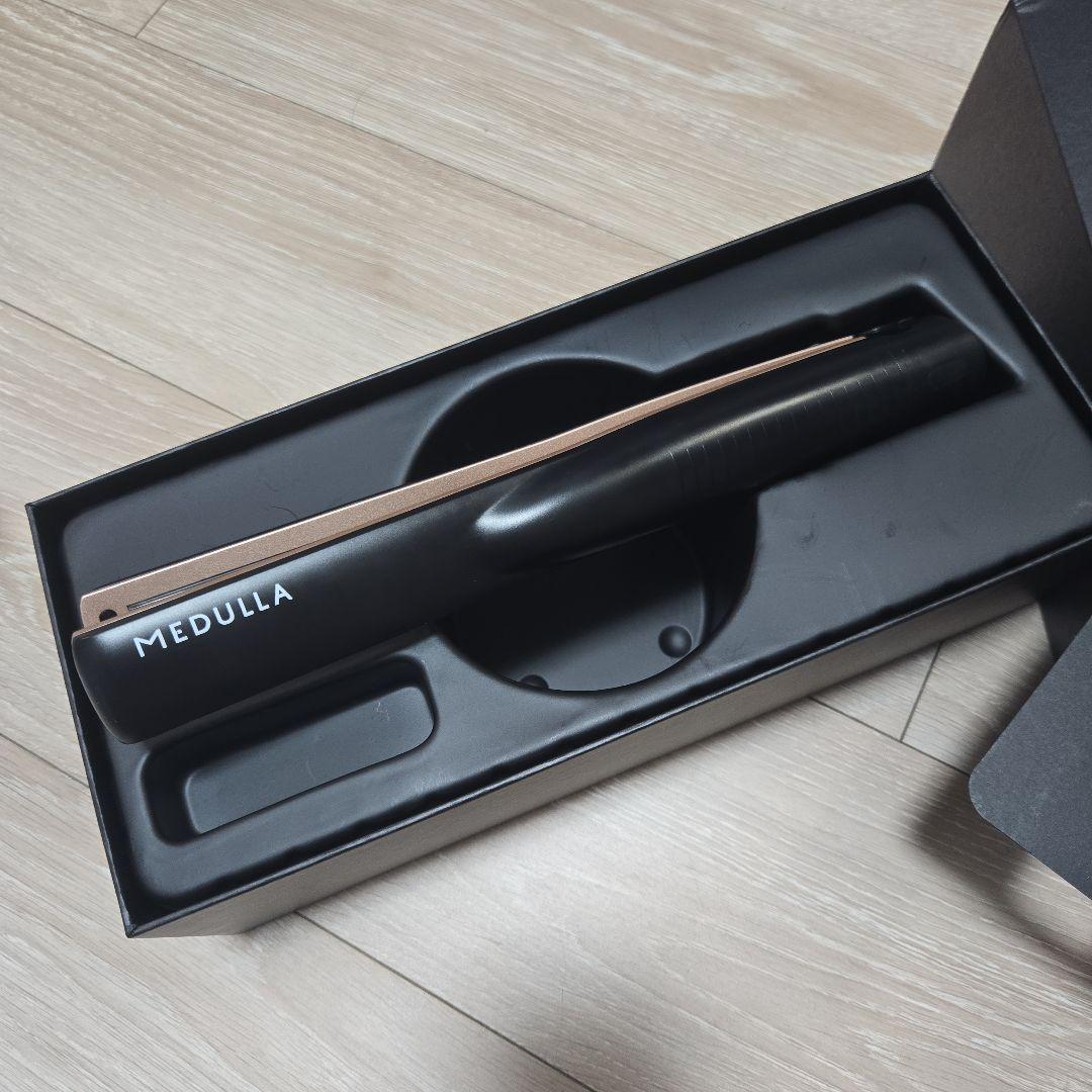 MEDULLA ストレートヘアアイロン