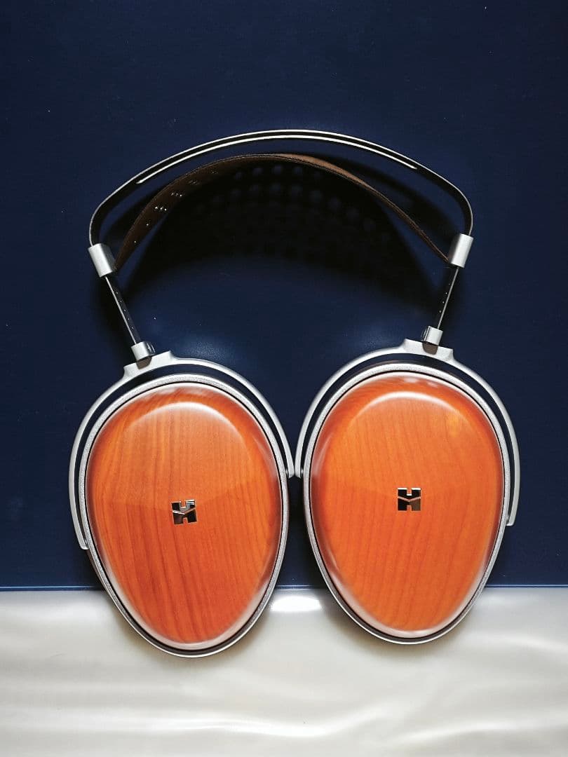 M*r様 HIFIMAN AUDIVINA 平面駆動 美品