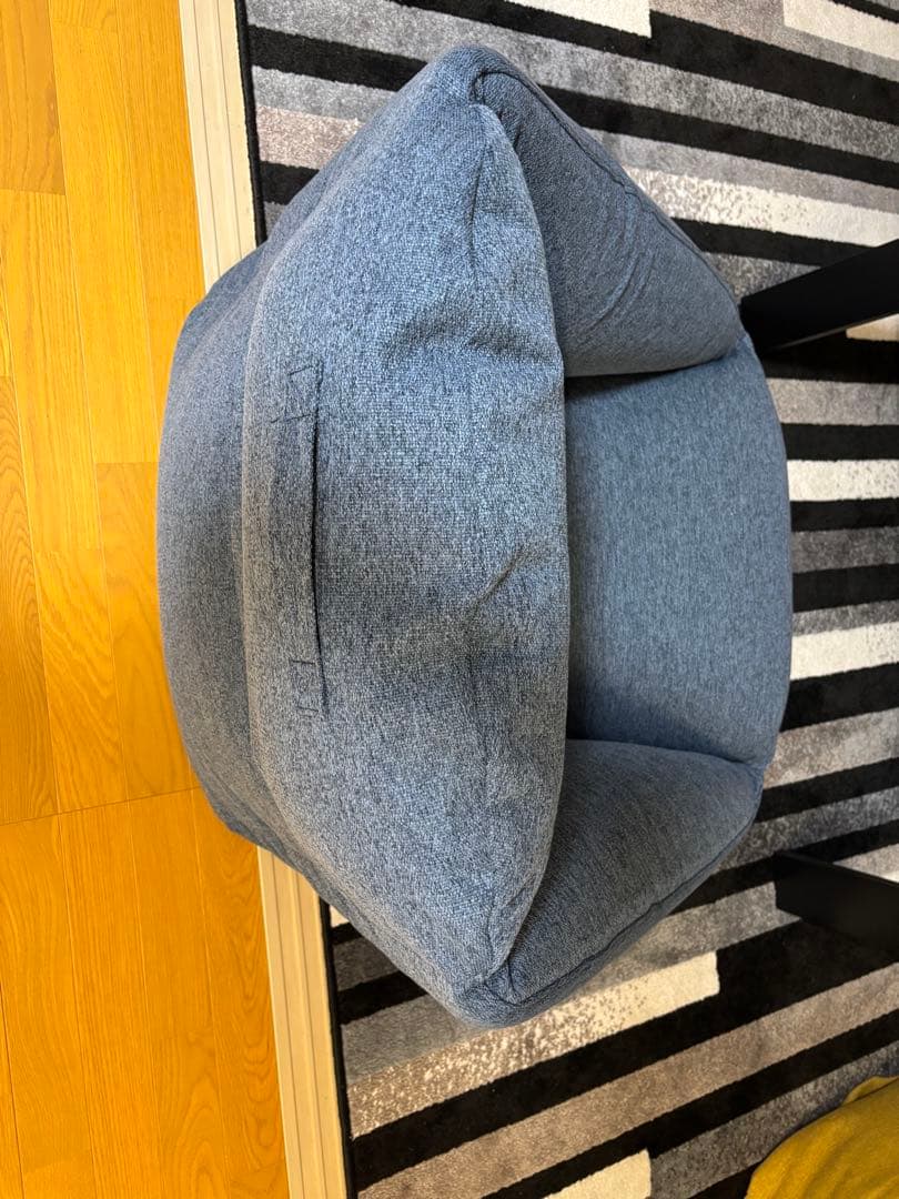 エアクッションソファ　イエローとブルーのニ点セット