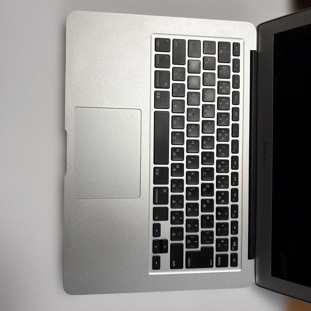 【値下げ】MacBook本体 シルバー 充電器付き