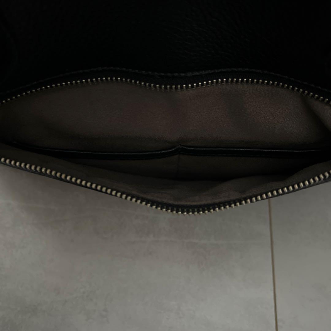 ペッレモルビダ　メイデンボヤージュ　ビジネスバッグ