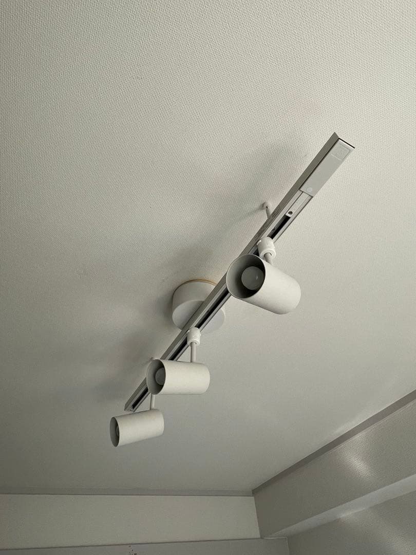 美品　無印良品　システムライト本体＋スポットライト 3灯　ホワイト