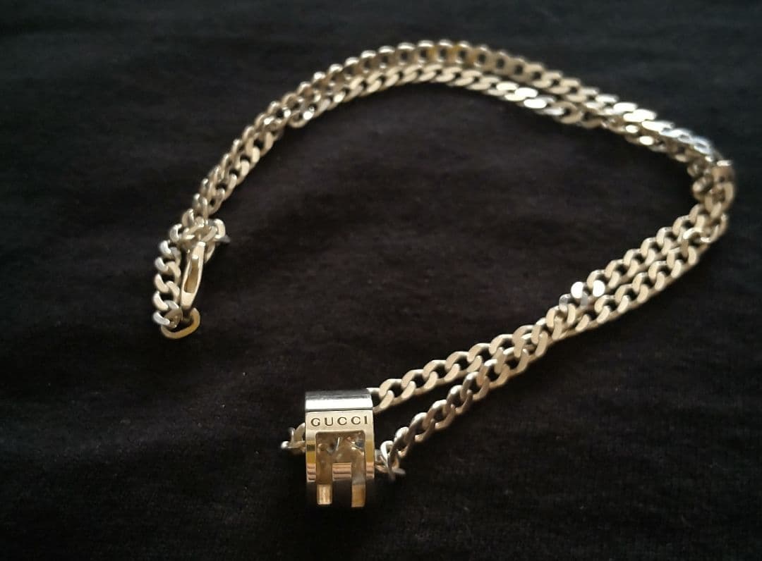 GUCCI シルバー チェーンネックレス