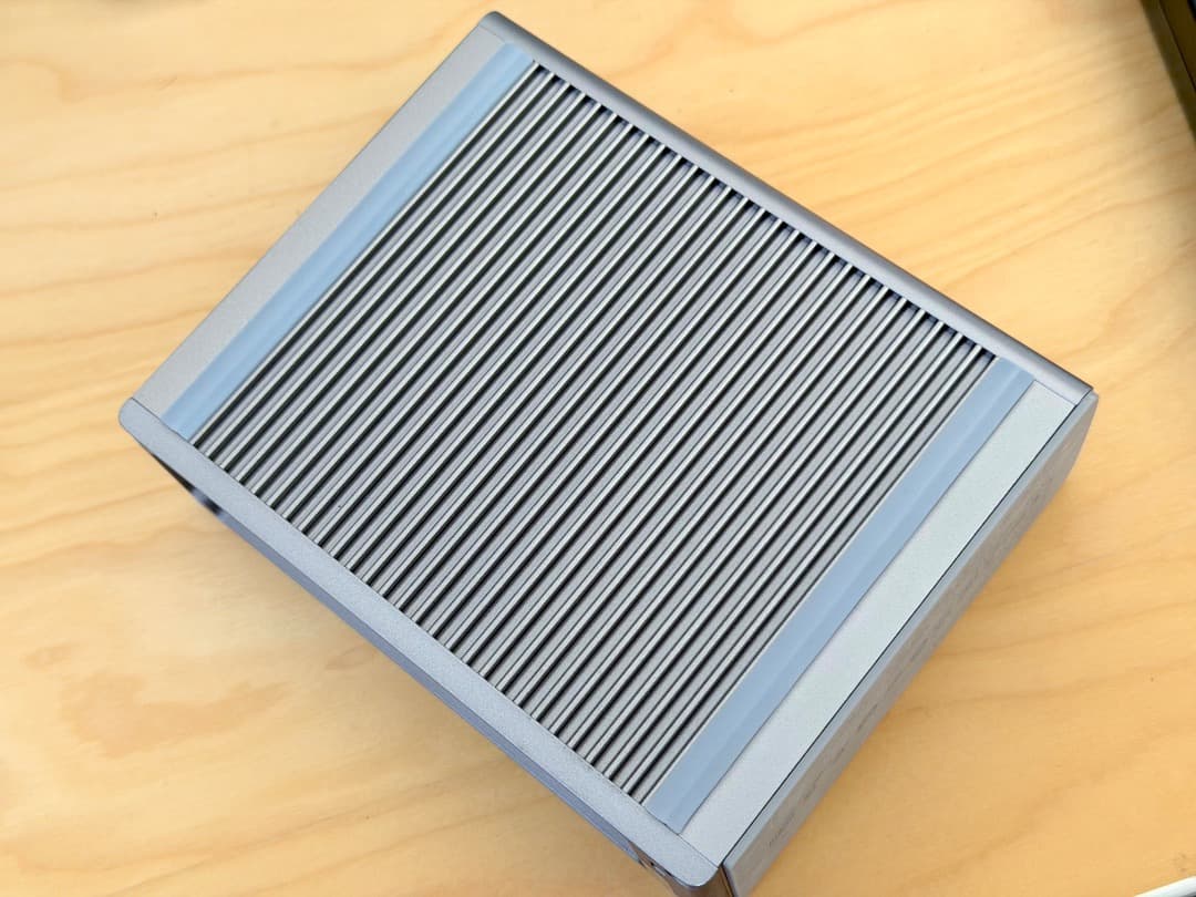 その他 CalDigit TS4 Thunderbolt 4 Dock